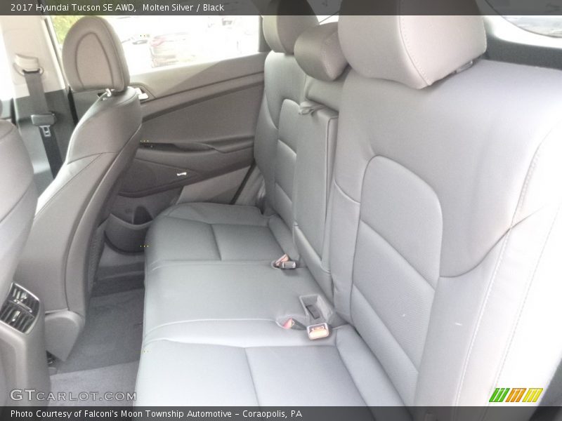 Molten Silver / Black 2017 Hyundai Tucson SE AWD