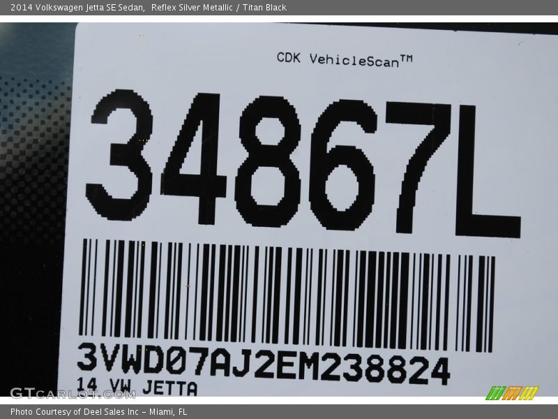 Reflex Silver Metallic / Titan Black 2014 Volkswagen Jetta SE Sedan
