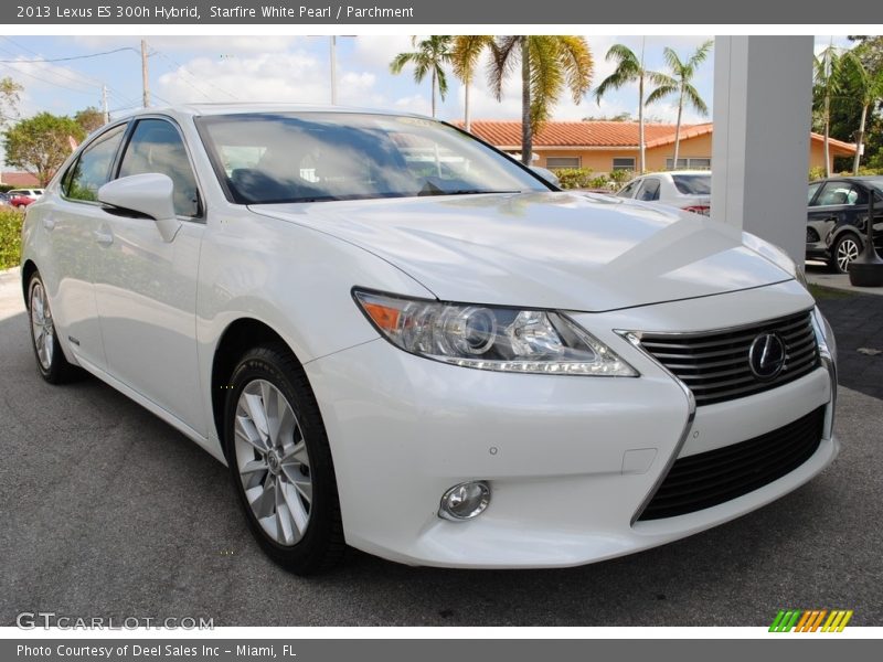 Starfire White Pearl / Parchment 2013 Lexus ES 300h Hybrid