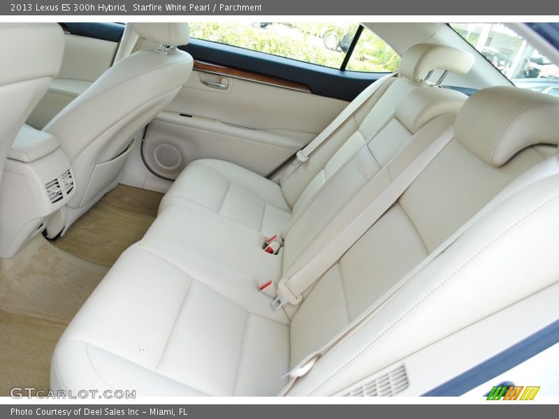 Starfire White Pearl / Parchment 2013 Lexus ES 300h Hybrid