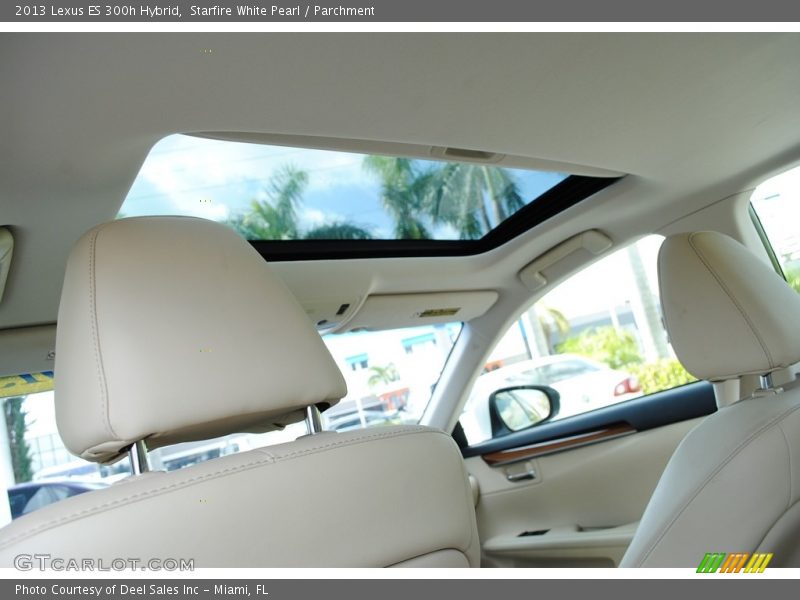 Starfire White Pearl / Parchment 2013 Lexus ES 300h Hybrid