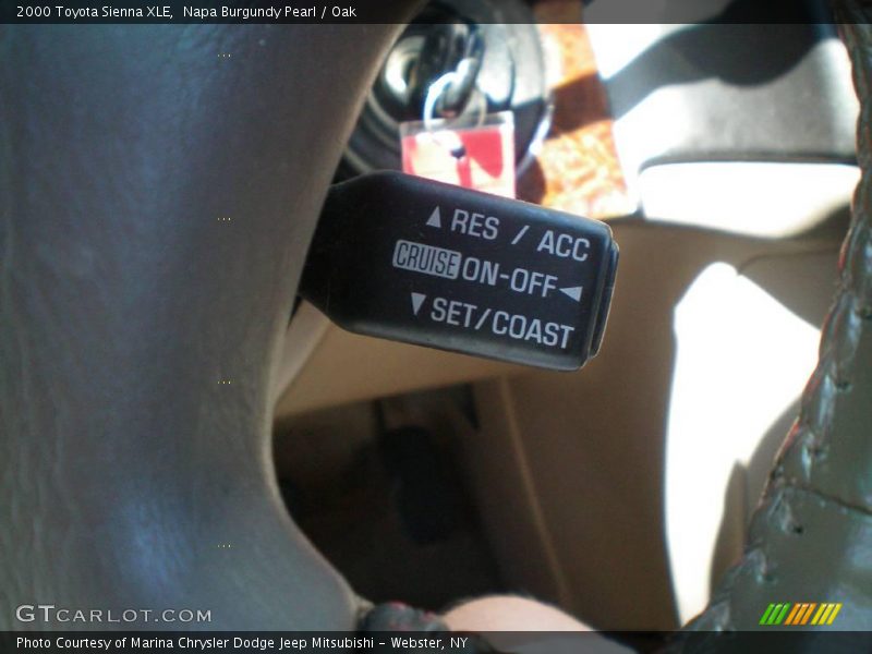 Napa Burgundy Pearl / Oak 2000 Toyota Sienna XLE