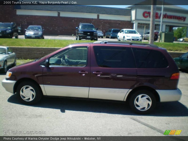 Napa Burgundy Pearl / Oak 2000 Toyota Sienna XLE