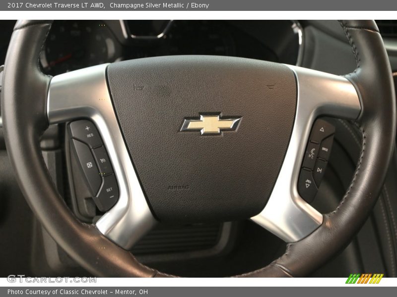 Champagne Silver Metallic / Ebony 2017 Chevrolet Traverse LT AWD