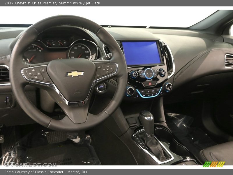Summit White / Jet Black 2017 Chevrolet Cruze Premier