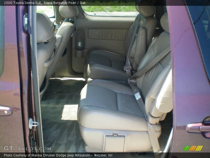 Napa Burgundy Pearl / Oak 2000 Toyota Sienna XLE