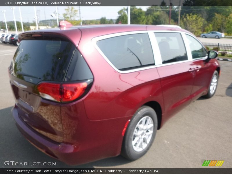 Velvet Red Pearl / Black/Alloy 2018 Chrysler Pacifica LX