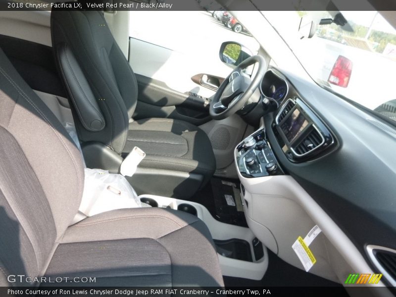Velvet Red Pearl / Black/Alloy 2018 Chrysler Pacifica LX