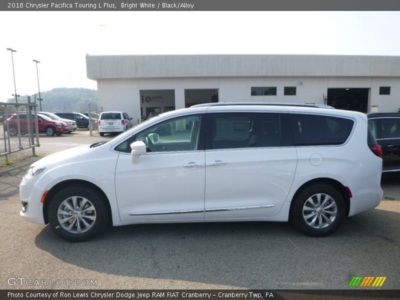 Bright White / Black/Alloy 2018 Chrysler Pacifica Touring L Plus