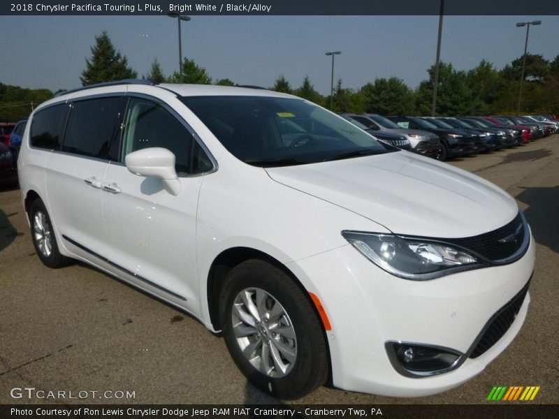 Bright White / Black/Alloy 2018 Chrysler Pacifica Touring L Plus