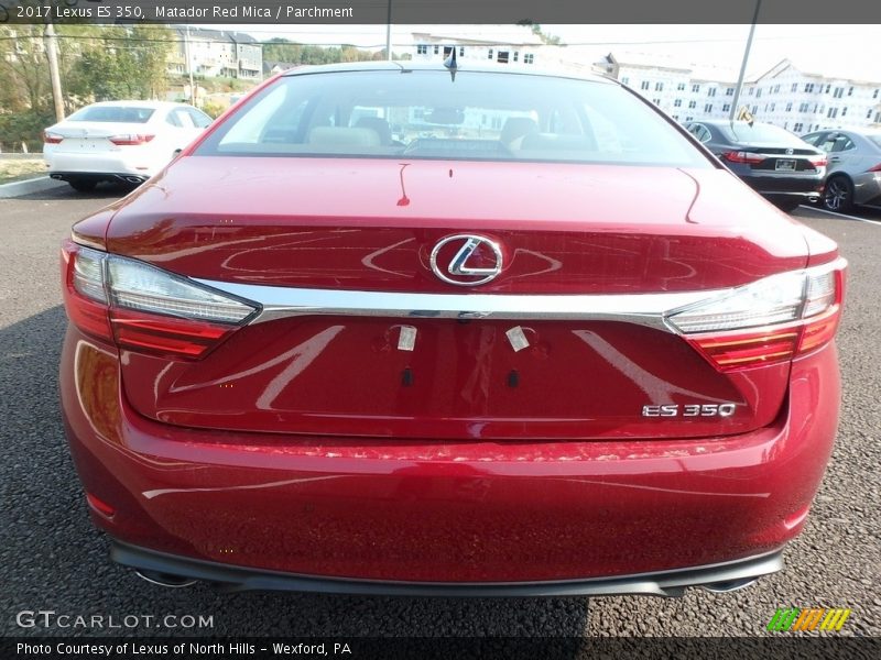 Matador Red Mica / Parchment 2017 Lexus ES 350