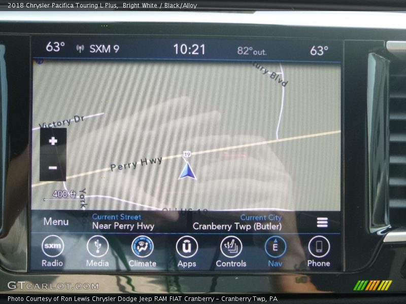 Bright White / Black/Alloy 2018 Chrysler Pacifica Touring L Plus