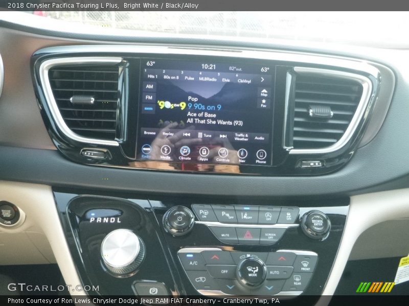 Bright White / Black/Alloy 2018 Chrysler Pacifica Touring L Plus