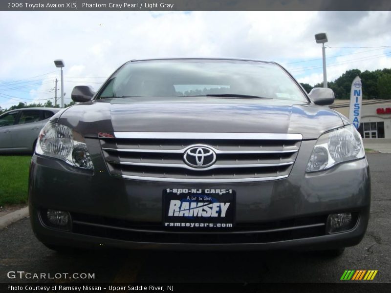 Phantom Gray Pearl / Light Gray 2006 Toyota Avalon XLS
