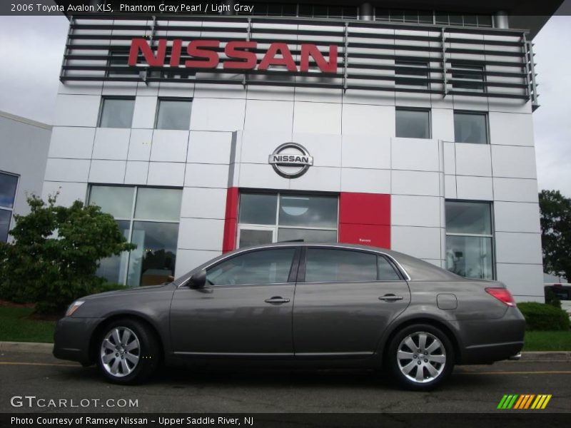 Phantom Gray Pearl / Light Gray 2006 Toyota Avalon XLS