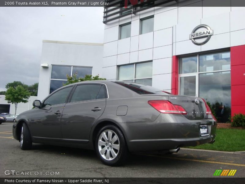 Phantom Gray Pearl / Light Gray 2006 Toyota Avalon XLS