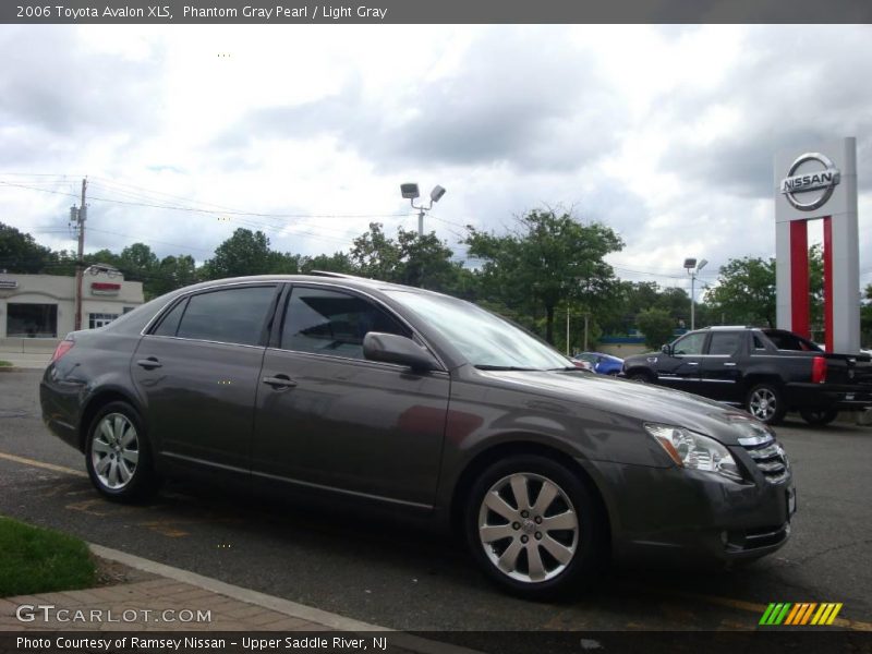 Phantom Gray Pearl / Light Gray 2006 Toyota Avalon XLS