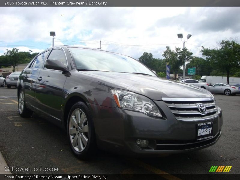 Phantom Gray Pearl / Light Gray 2006 Toyota Avalon XLS
