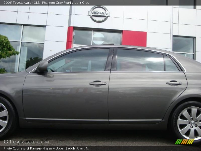 Phantom Gray Pearl / Light Gray 2006 Toyota Avalon XLS