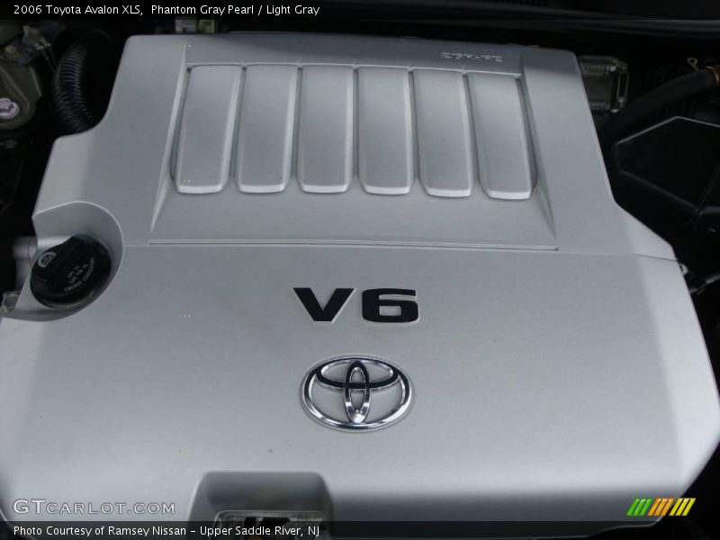 Phantom Gray Pearl / Light Gray 2006 Toyota Avalon XLS