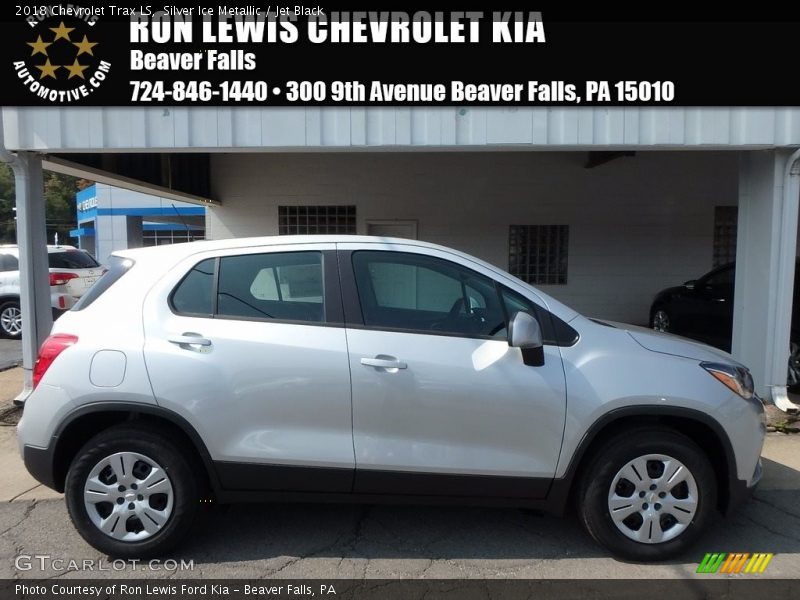 Silver Ice Metallic / Jet Black 2018 Chevrolet Trax LS