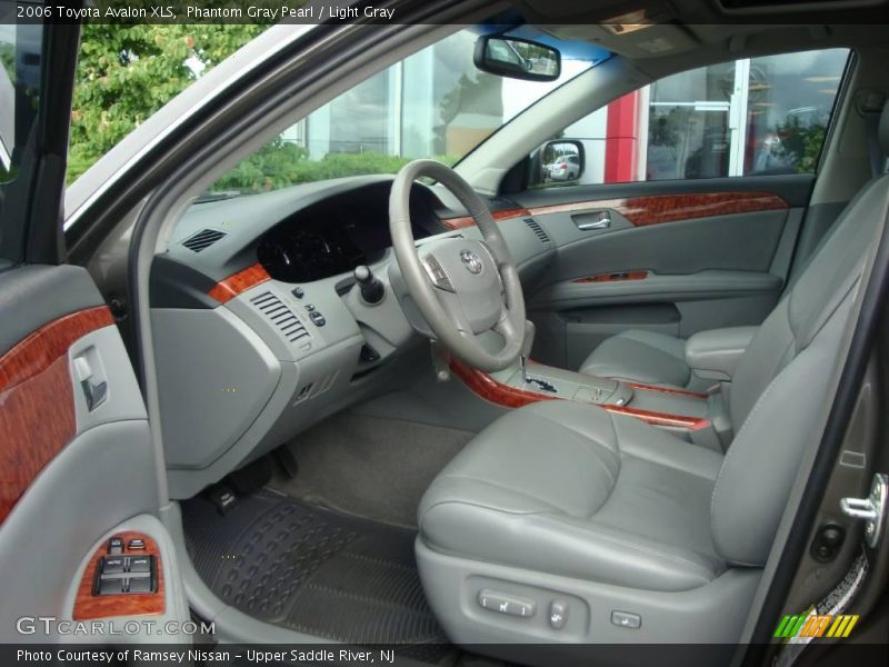 Phantom Gray Pearl / Light Gray 2006 Toyota Avalon XLS