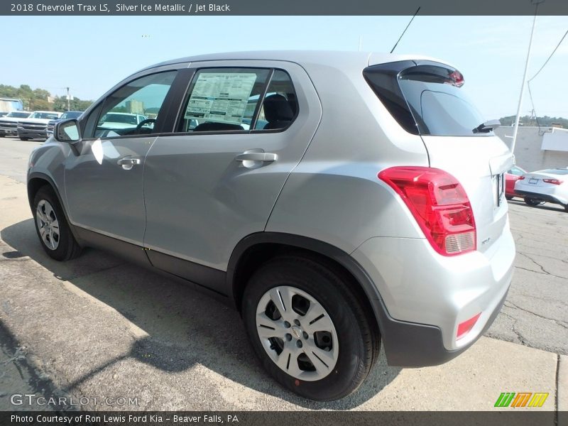 Silver Ice Metallic / Jet Black 2018 Chevrolet Trax LS