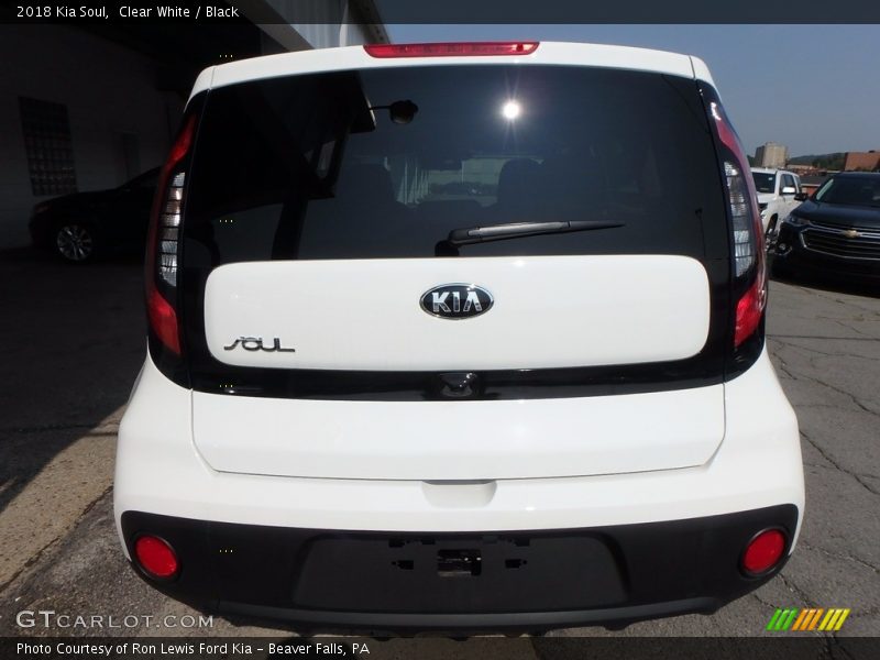 Clear White / Black 2018 Kia Soul