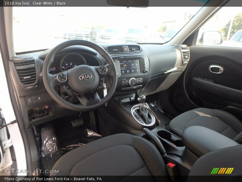 Clear White / Black 2018 Kia Soul