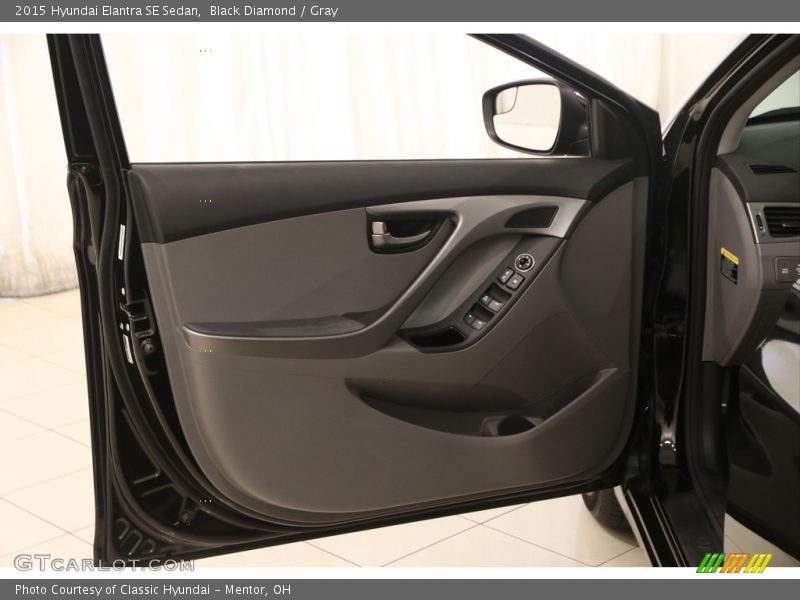 Black Diamond / Gray 2015 Hyundai Elantra SE Sedan