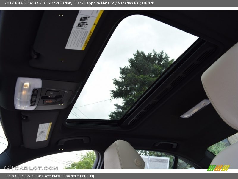 Sunroof of 2017 3 Series 330i xDrive Sedan