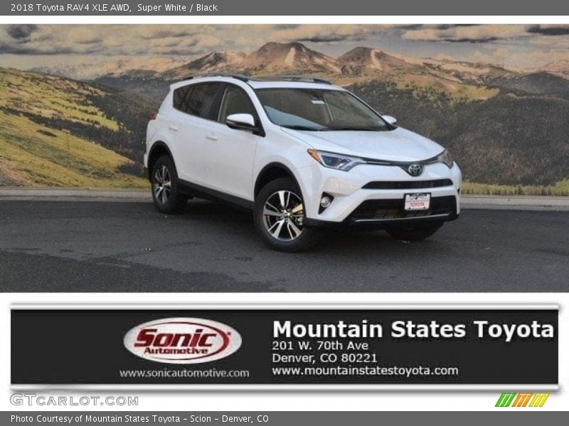 Super White / Black 2018 Toyota RAV4 XLE AWD