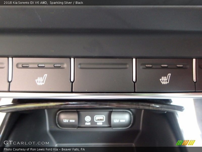 Sparkling Silver / Black 2018 Kia Sorento EX V6 AWD