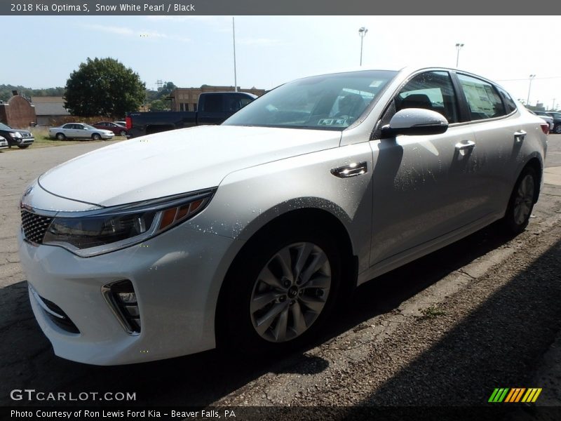 Snow White Pearl / Black 2018 Kia Optima S