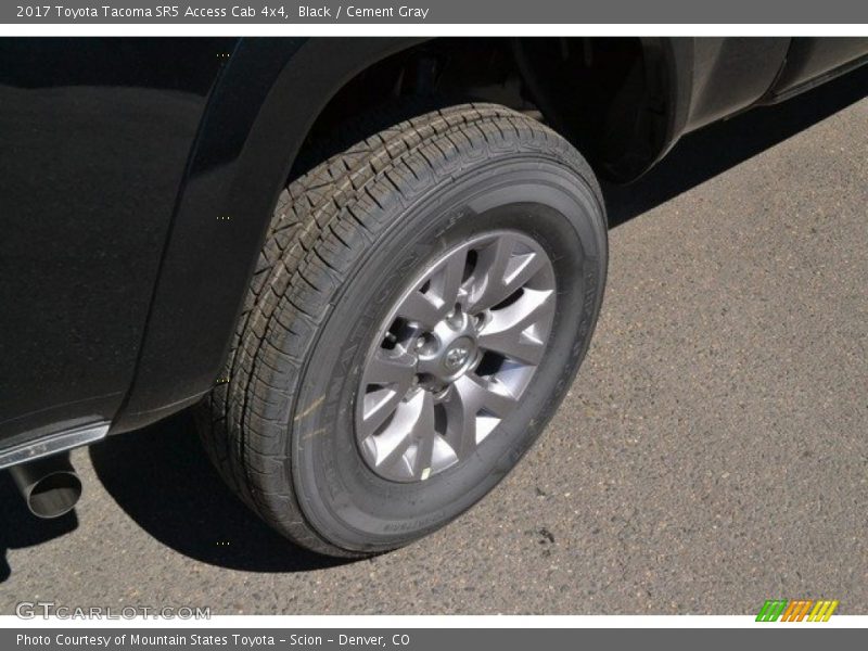 Black / Cement Gray 2017 Toyota Tacoma SR5 Access Cab 4x4