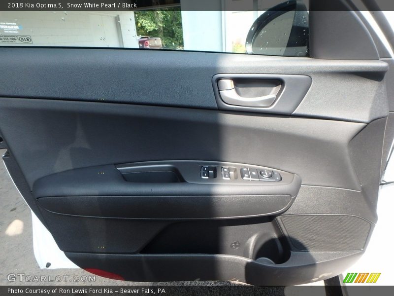 Snow White Pearl / Black 2018 Kia Optima S