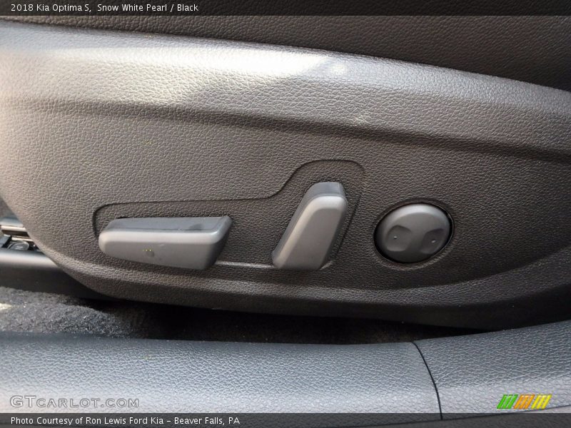 Snow White Pearl / Black 2018 Kia Optima S