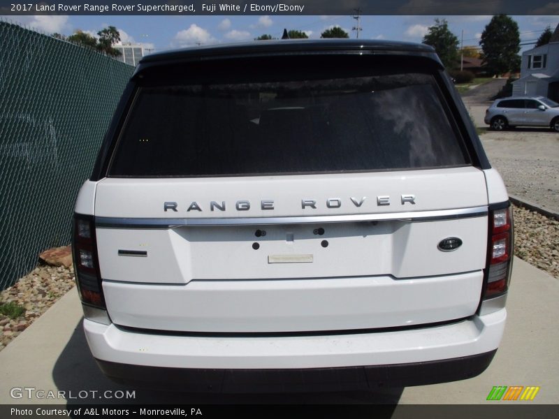 Fuji White / Ebony/Ebony 2017 Land Rover Range Rover Supercharged
