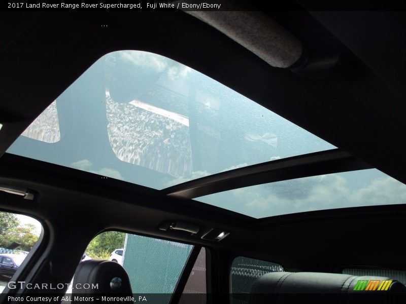 Fuji White / Ebony/Ebony 2017 Land Rover Range Rover Supercharged
