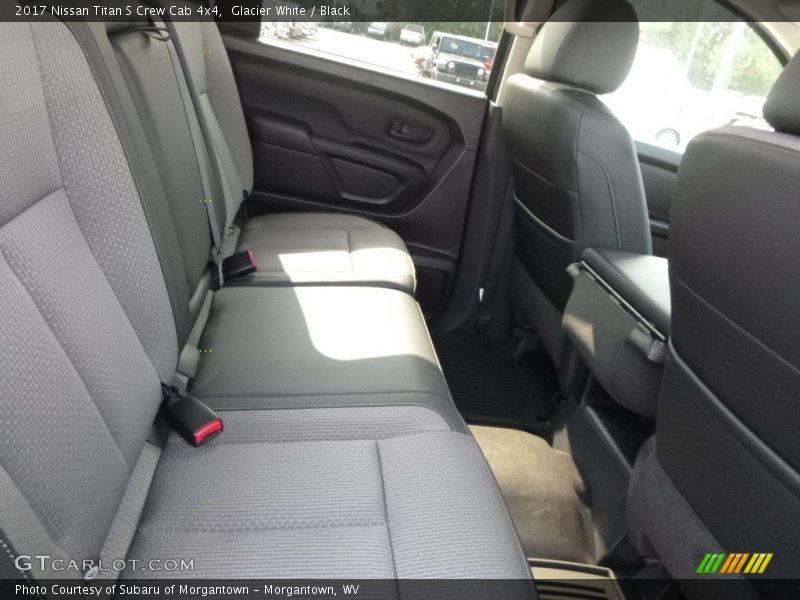 Glacier White / Black 2017 Nissan Titan S Crew Cab 4x4