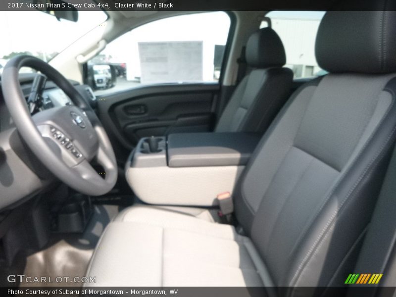 Glacier White / Black 2017 Nissan Titan S Crew Cab 4x4