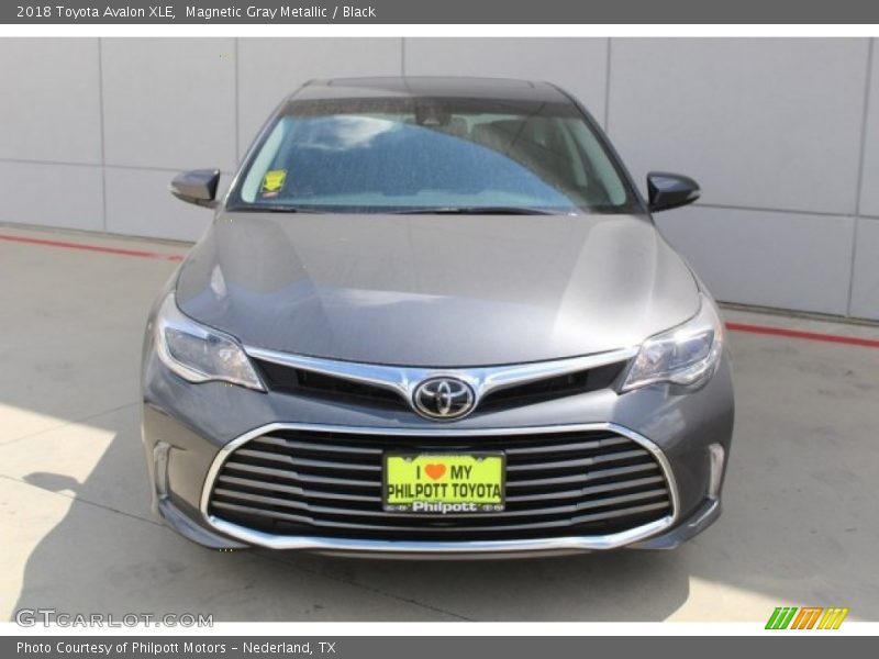 Magnetic Gray Metallic / Black 2018 Toyota Avalon XLE