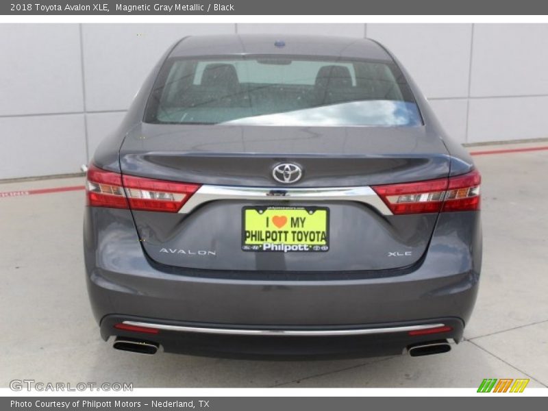 Magnetic Gray Metallic / Black 2018 Toyota Avalon XLE