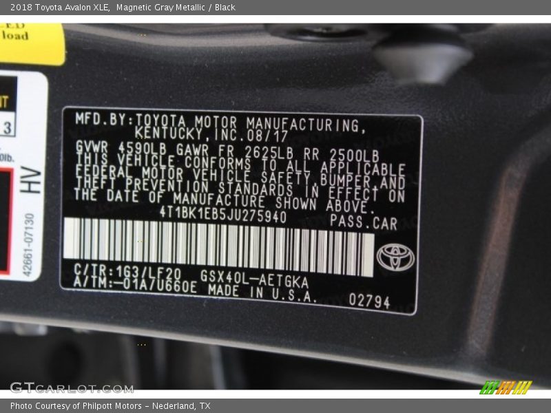 Magnetic Gray Metallic / Black 2018 Toyota Avalon XLE