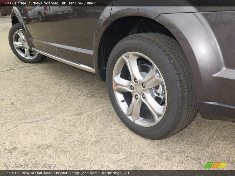 Bruiser Grey / Black 2017 Dodge Journey Crossroad