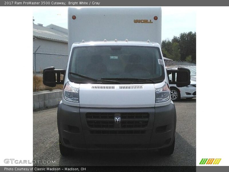 Bright White / Gray 2017 Ram ProMaster 3500 Cutaway