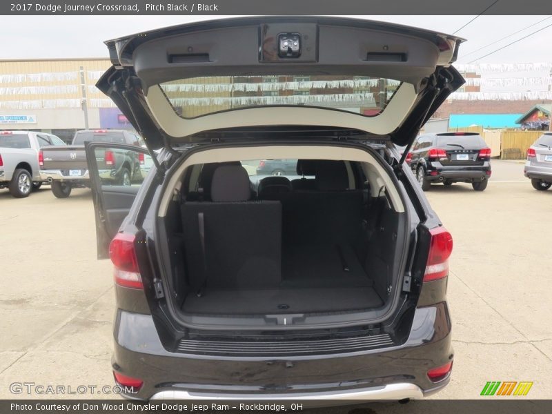 Pitch Black / Black 2017 Dodge Journey Crossroad