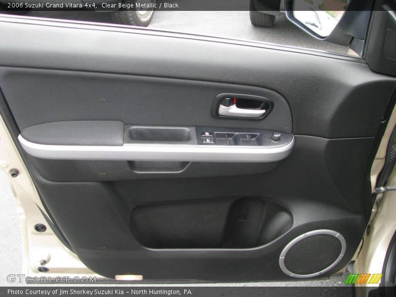 Clear Beige Metallic / Black 2006 Suzuki Grand Vitara 4x4