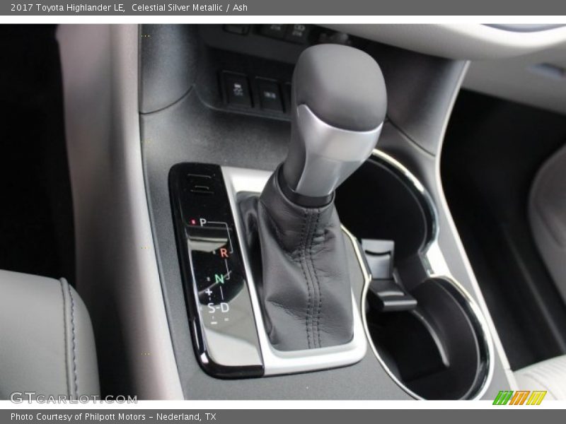 Celestial Silver Metallic / Ash 2017 Toyota Highlander LE