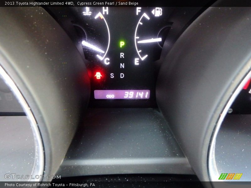 Cypress Green Pearl / Sand Beige 2013 Toyota Highlander Limited 4WD